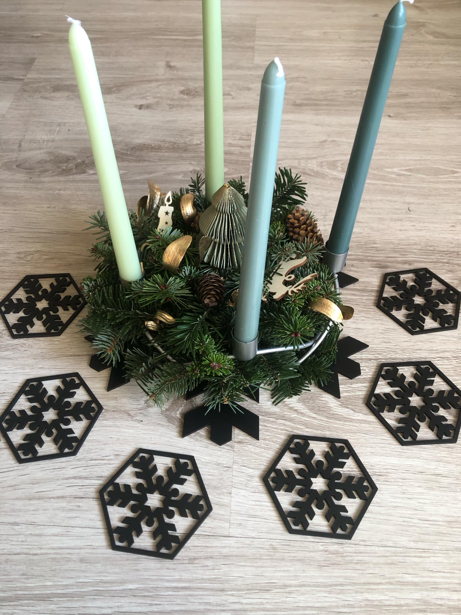 Dekorace na vánoční stůl