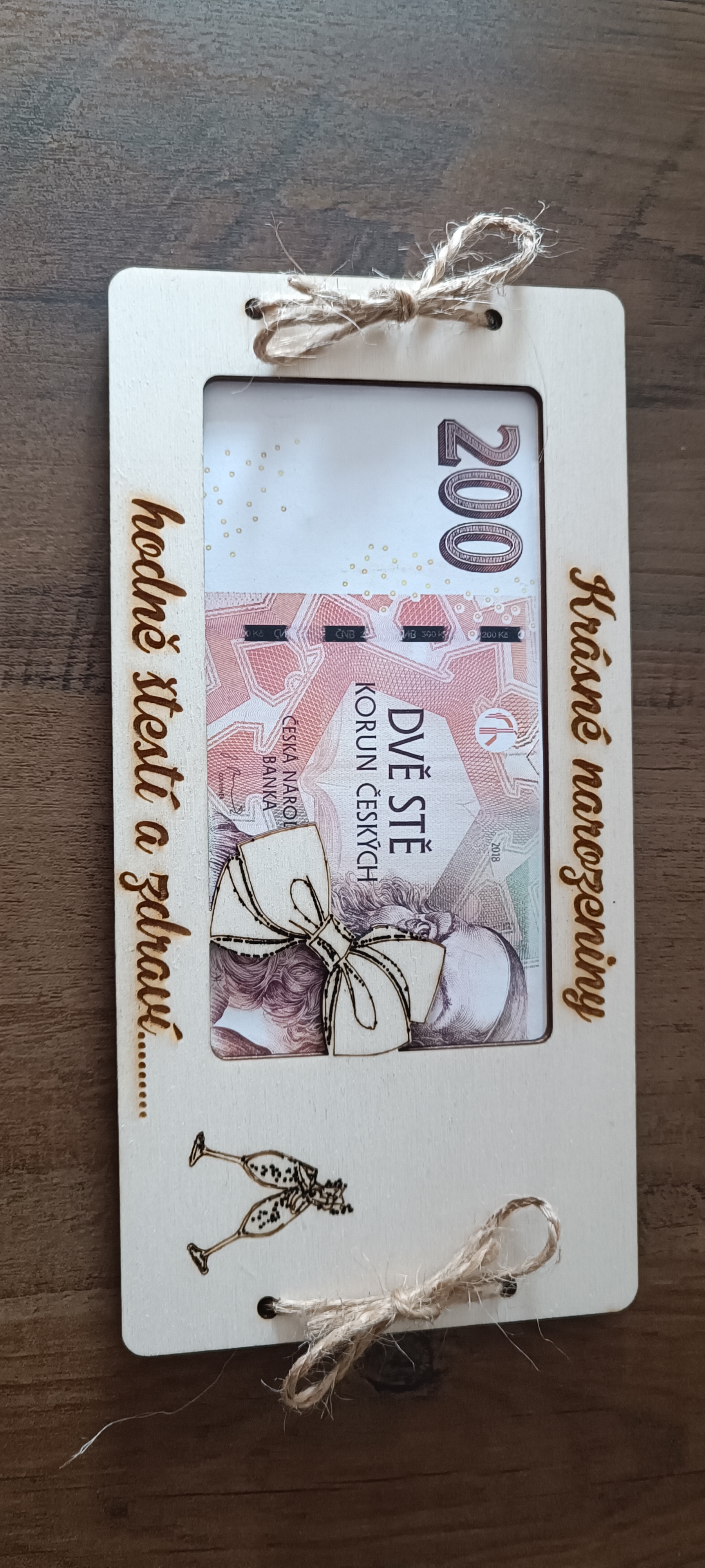 Dřevěné narozeninové přání 