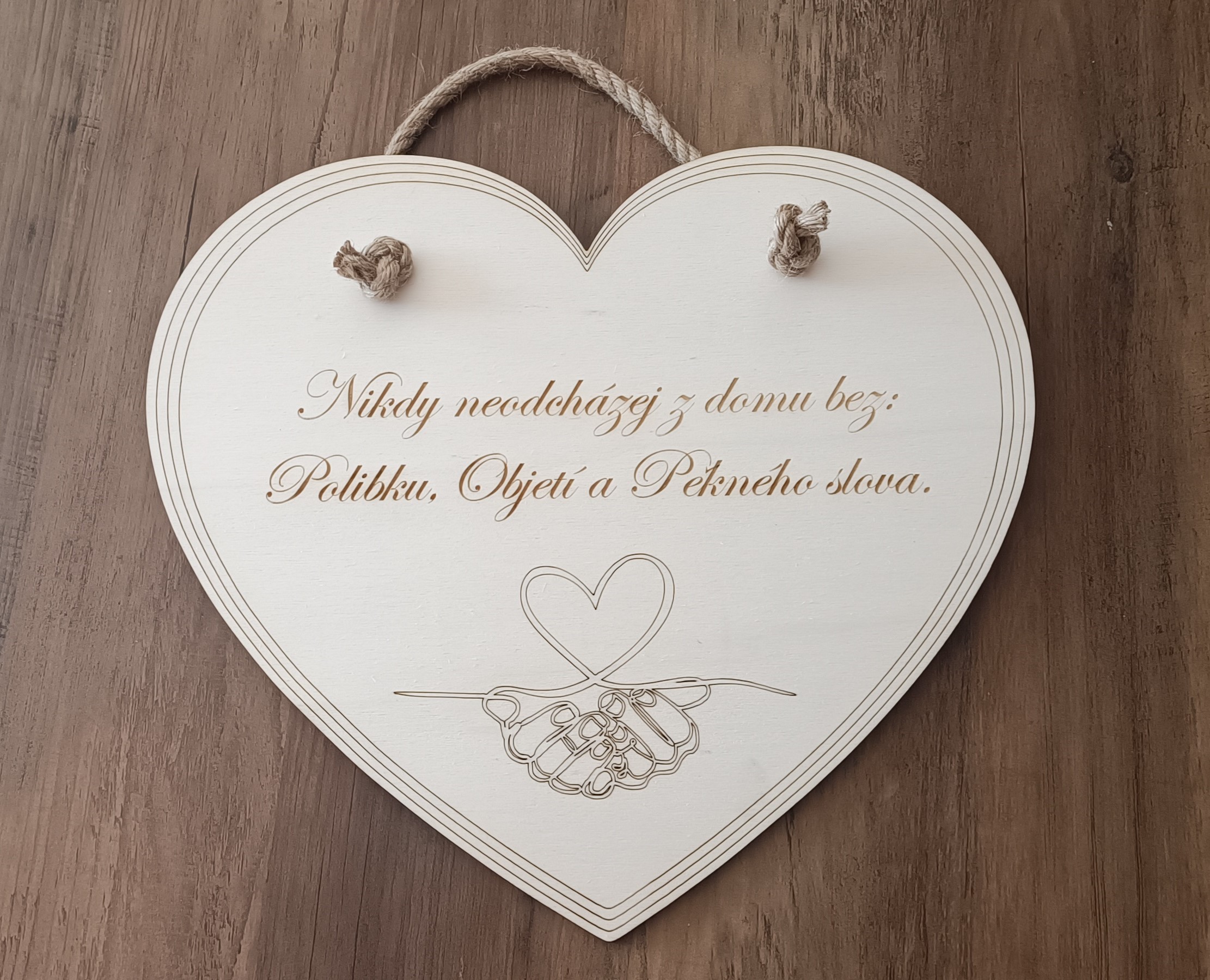 Dřevěné srdce s citátem 2