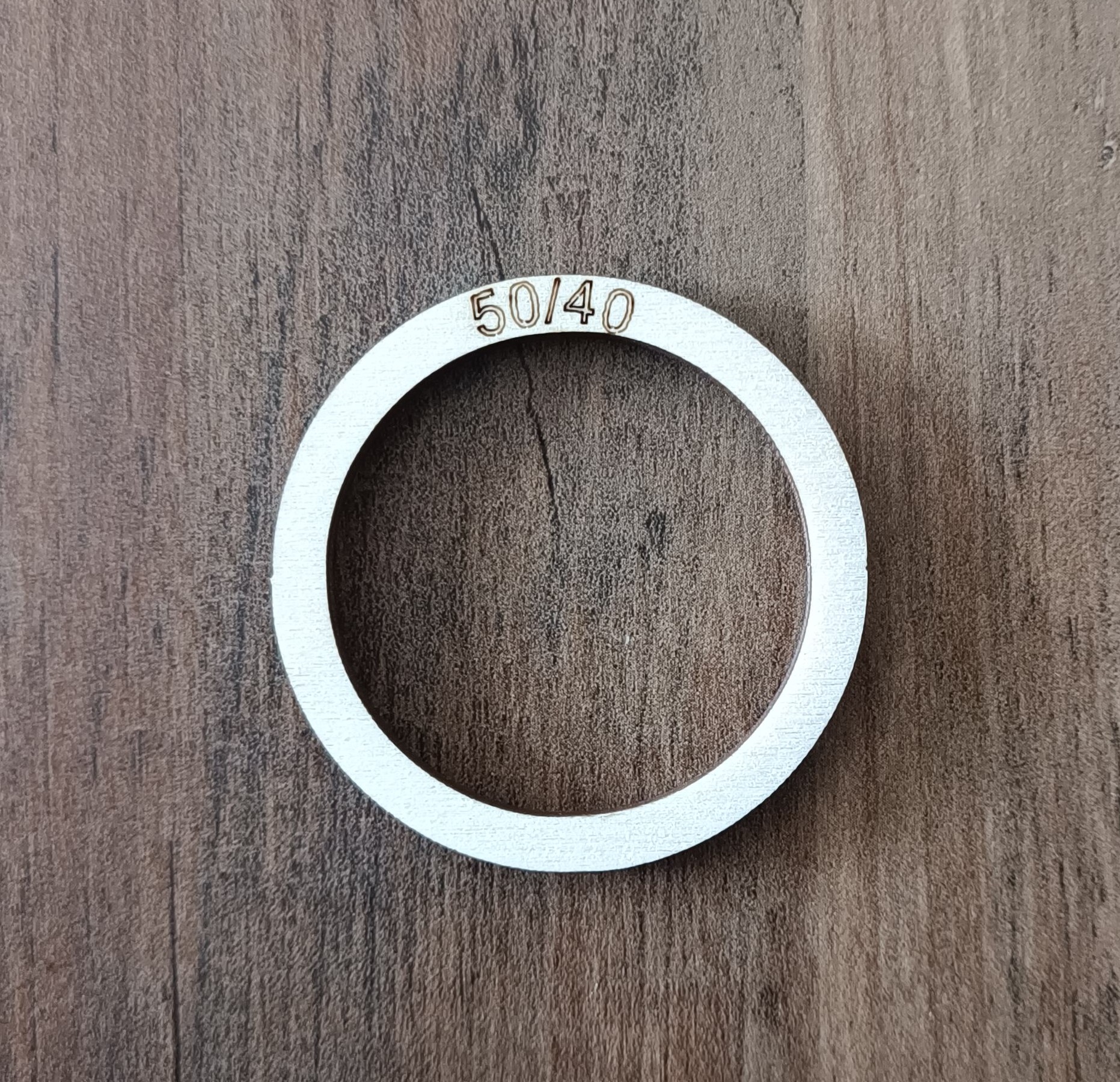 Dřevěný vyšívací kruh průměr 5cm