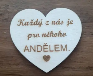 Dřevěné srdíčko anděl