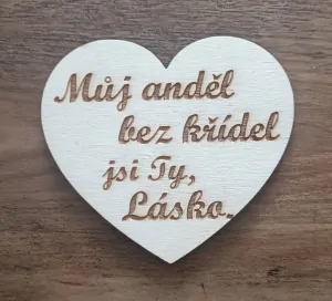 Dřevěné srdíčko láska