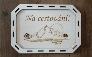 Dřevěná pokladnička - na cestování
