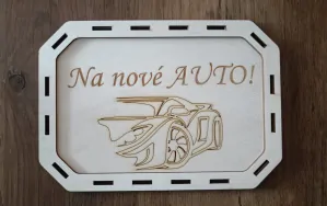 Dřevěná pokladnička - na auto