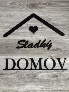 Dřevěná dekorace DOMOV
