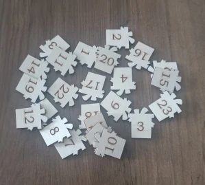 Dáreček s čísly 1 - 24.