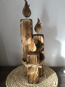 Dřevěný svícen velký