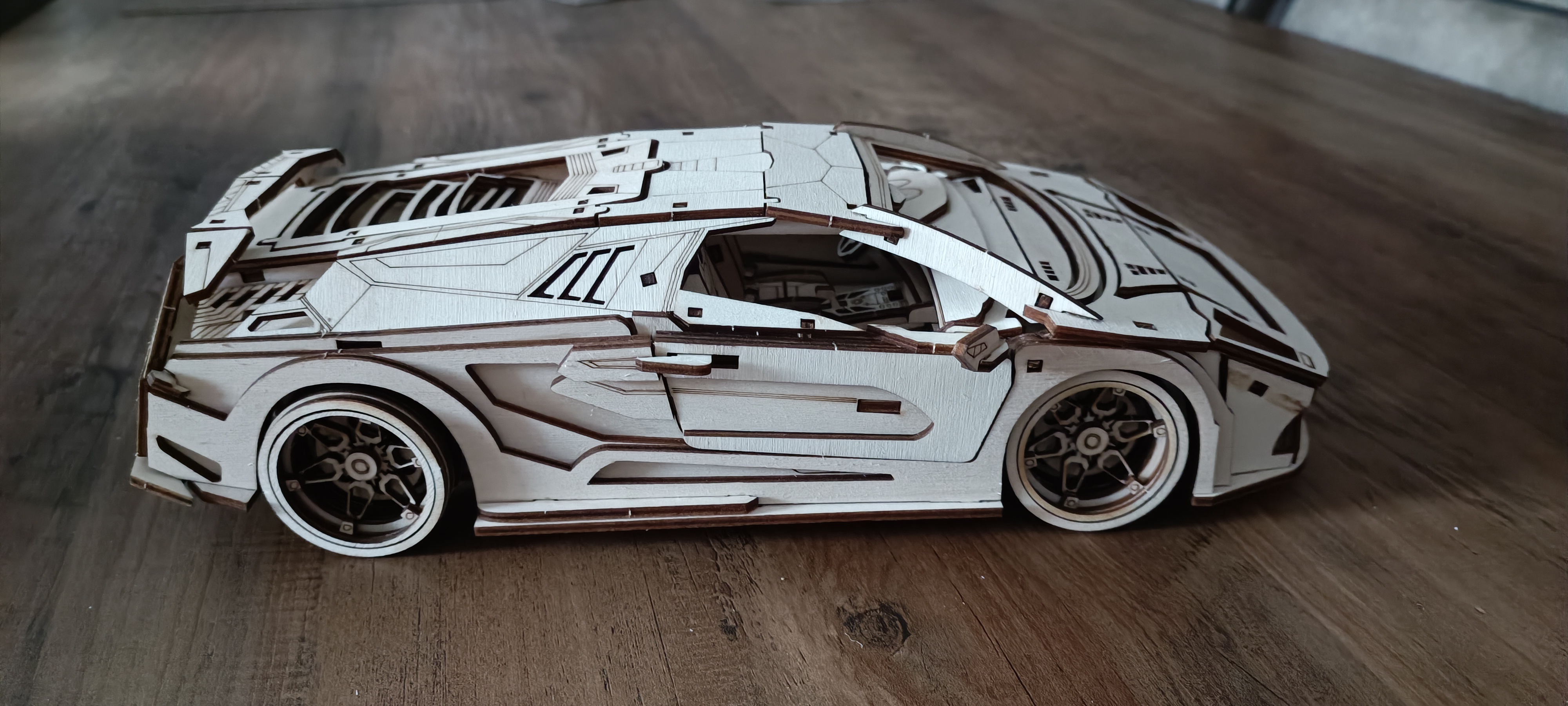 Dřevěná stavebnice auto Lamborghini
