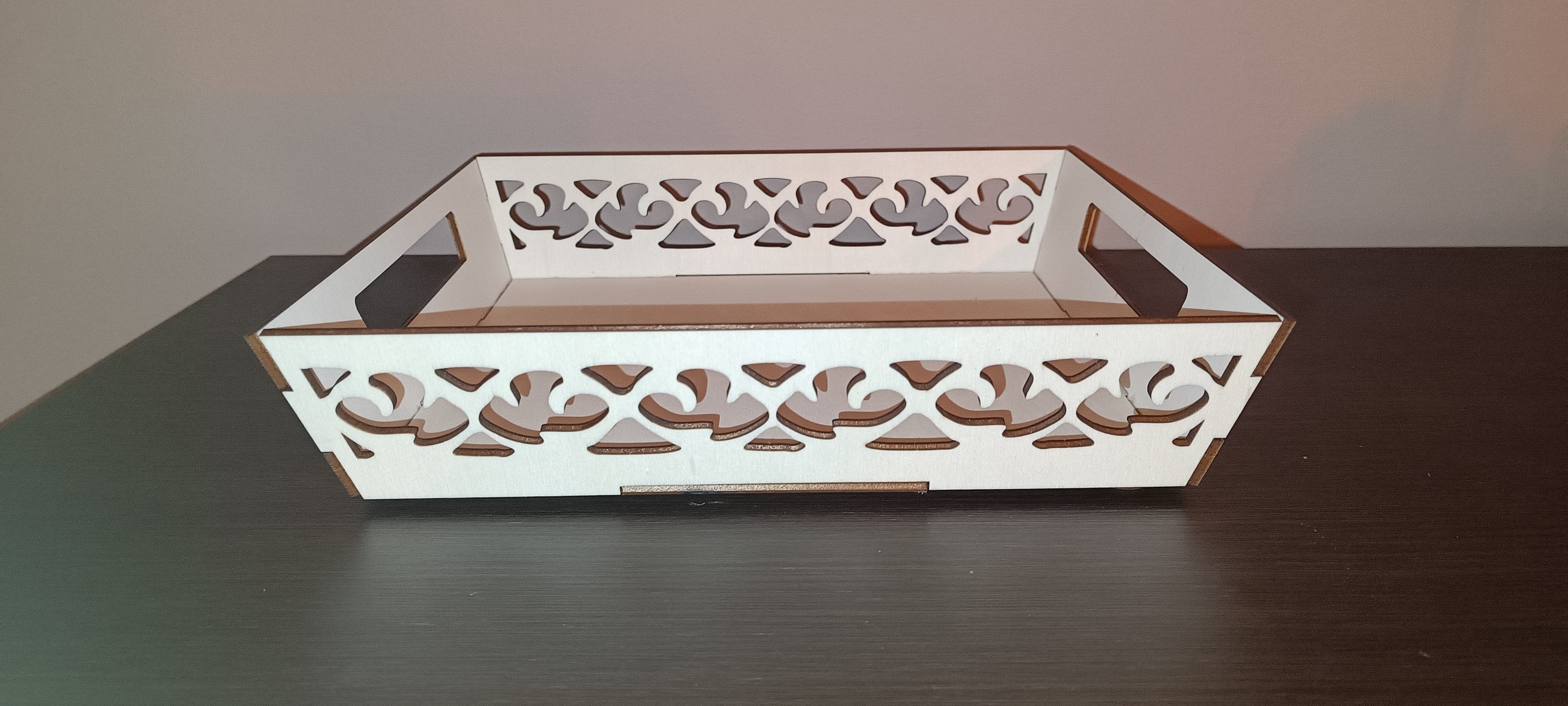 Dřevěný podnos, tác.