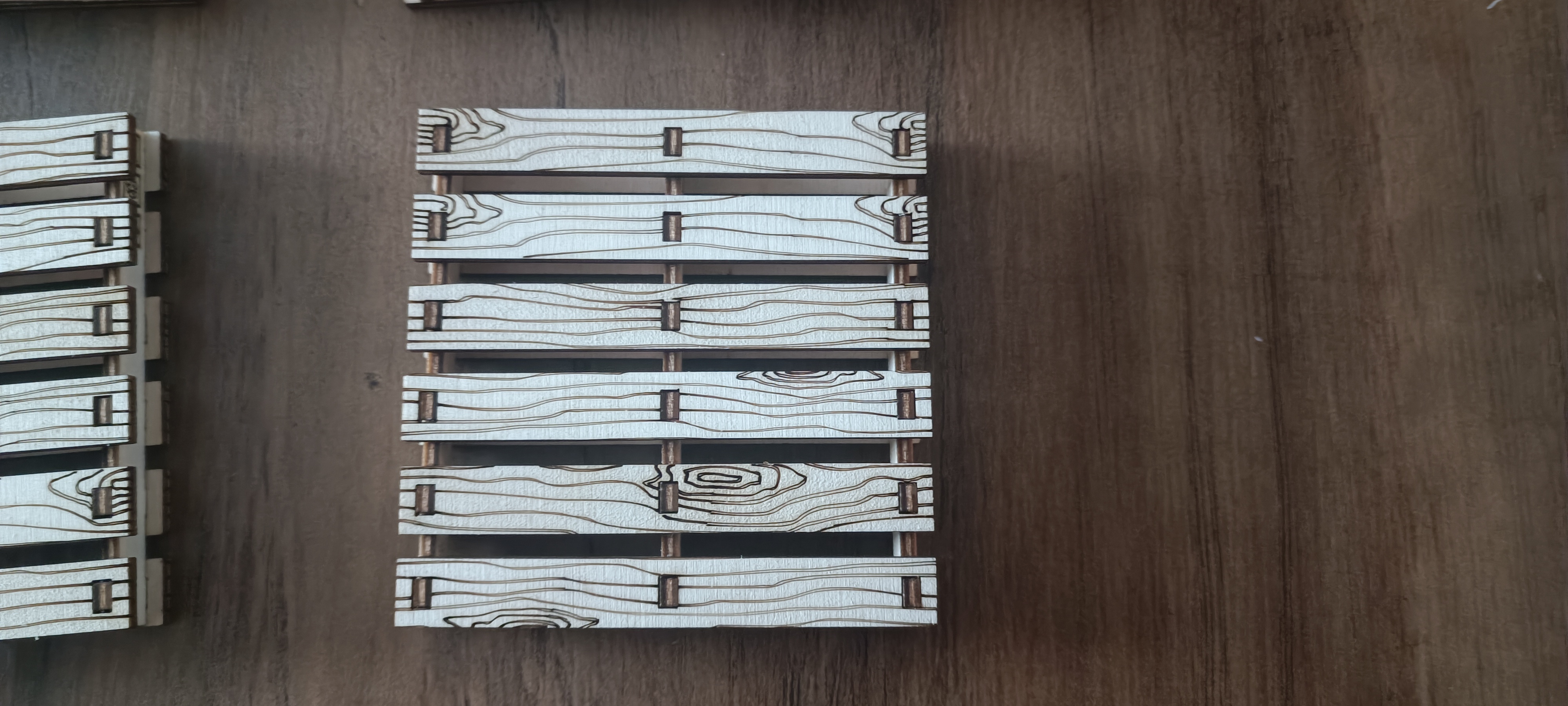 Dřevěné podtácky Europaleta