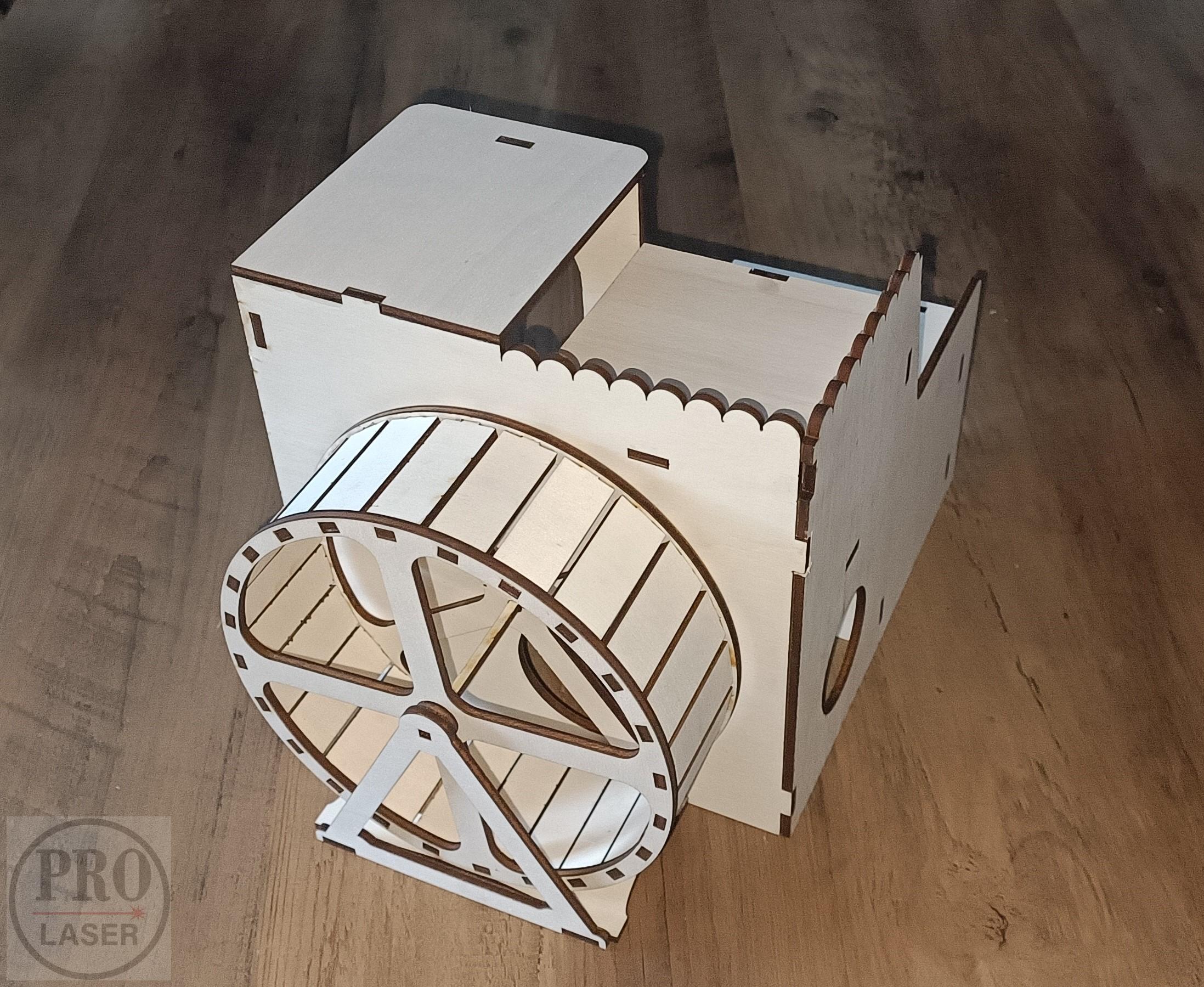 Domek pro křečka s kolotočem