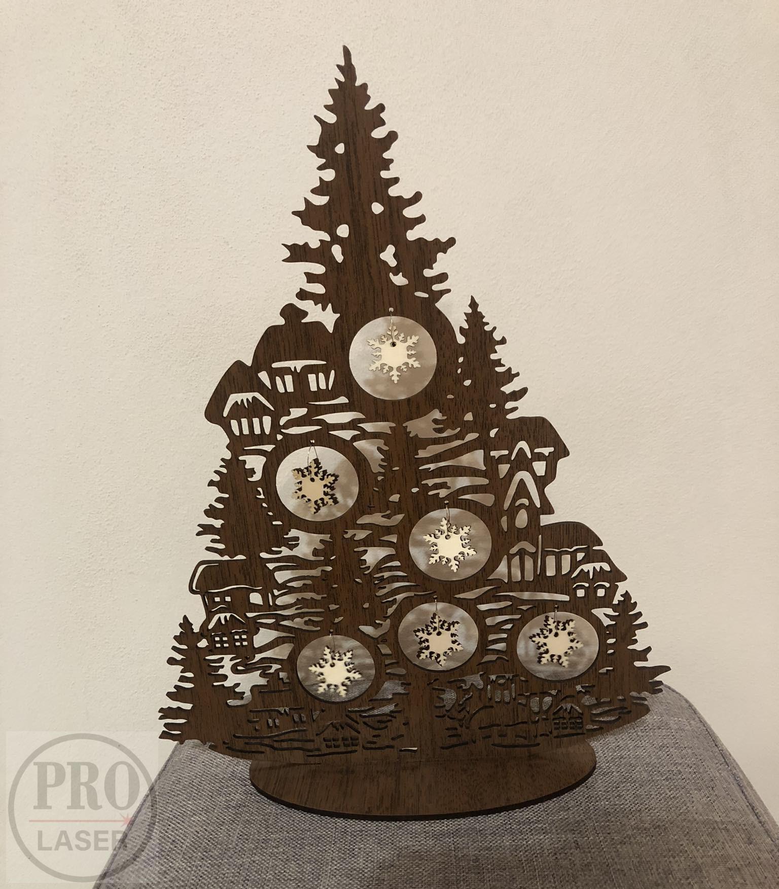 Dřevěný vánoční stromek